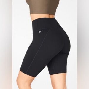 Fabletics PowerHold Black High-Waisted Shorts Size Large